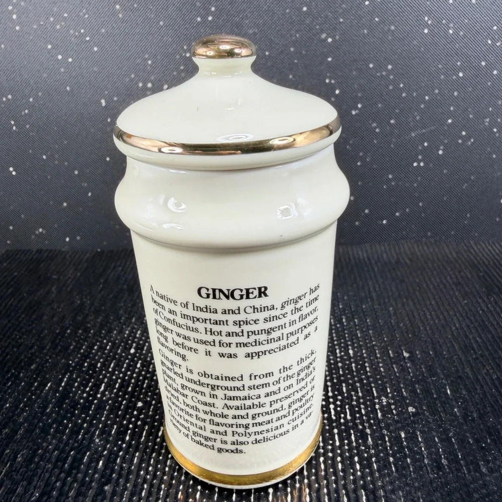 Vintage 1987 M.J. Hummel Ginger Spice Jar Danbury Mint Gold Trim Porcelain Lid